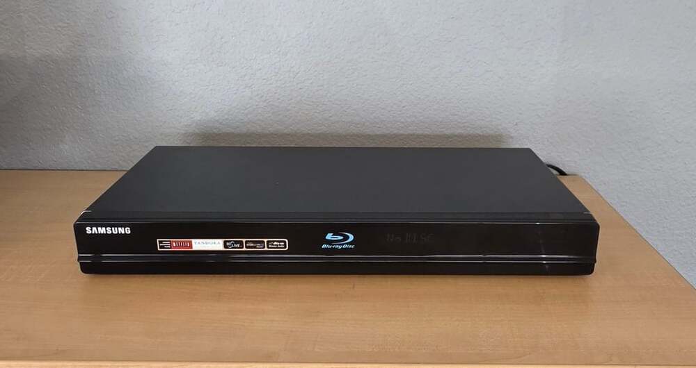 Samsung BD-P1600 Blu-Ray Disc Player Tested and Works!